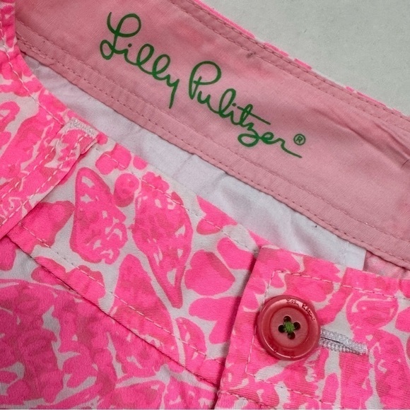 Lilly Pulitzer Walsh Short in Pink/White Print, Size 0 - Picture 2 of 7